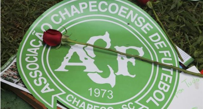 Homenajean a fallecidos del Chapecoense