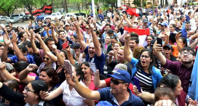 Funcionarios de la UNA anuncian manifestación frente al Congreso