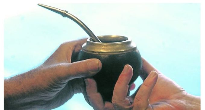 ¿Qué país es el verdadero dueño del mate? Argentina, Paraguay y Uruguay disputan la “autoría” de la infusión