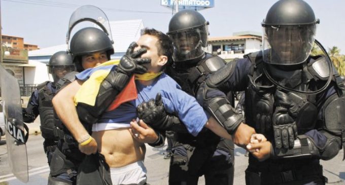 Denuncian abusos y torturas del Gobierno venezolano contra disidentes