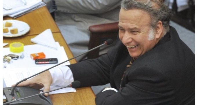 González Daher se desentiende y ‘tira la pelota’ a secretario