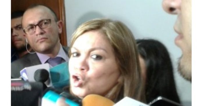 ¿Qué hizo para que lo imputen por asociación criminal?, cuestiona abogada de González Daher