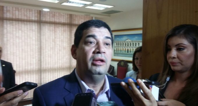 Con órdenes de detener vehículos de Marito