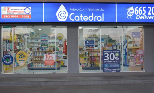 Fiestas, viaje y descuentos en Farmacia Catedral