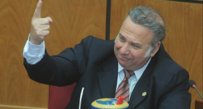 Mañana no habrá retiro de investidura a González Daher