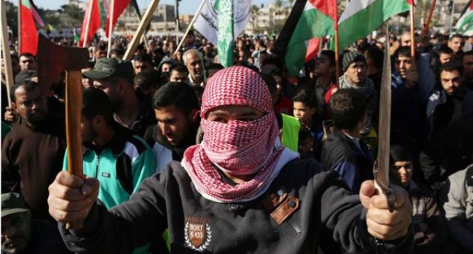 Cien heridos y un muerto entre las manifestaciones en Israel