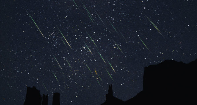 Lluvia de meteoritos podrá verse esta madrugada en todo el país