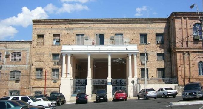 Sindicalistas denuncian que armaron un “montaje” en la UCA para despedirlos