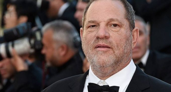 Weinstein: empleados eran forzados a facilitarle sus encuentros sexuales