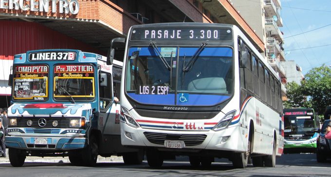 Diferencia de horarios entre buses de área metropolitana no puede superar 60 minutos en Semana Santa, aclaran