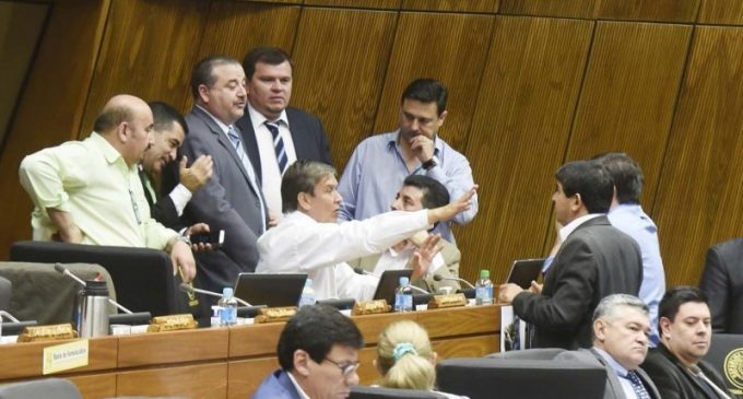 Posiciones encontradas entre diputados liberales sobre anteproyecto de juicio político a Contralor
