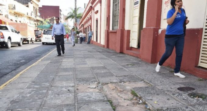 Calle Palma: “Frentistas son responsables del cuidado de las veredas”