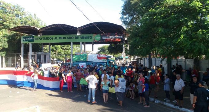 Manifestación en el Mercado de Abasto