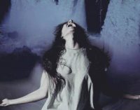 Gritos del Monday se proyecta este viernes en la Escalinata Antequera