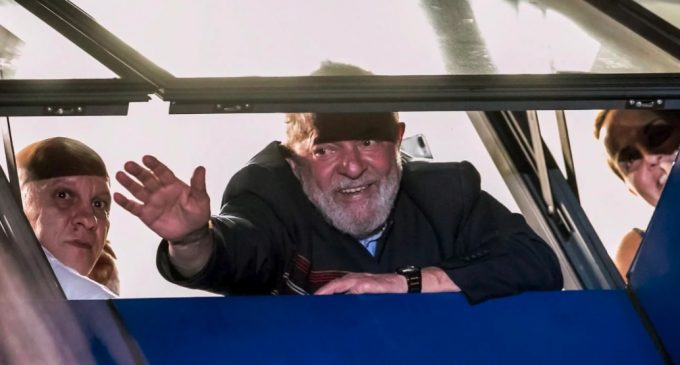 Lula da Silva anuncia que aceptará mandato de prisión