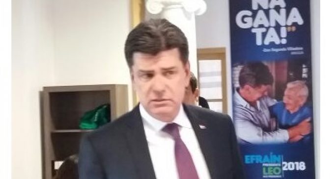 Efraín firmó 5 “decretos”: anuncia que eliminará FTC, rechazará autoblindaje y promete reducción en tarifa de ANDE