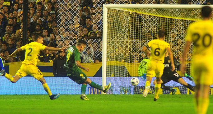 Defensa y Justicia venció por primera vez a Boca Juniors