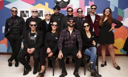 Un viaje a ciegas, novedosa obra de teatro presentada a oscuras