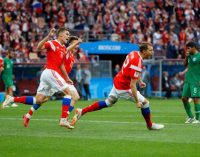 Rusia golea en el inicio de su mundial