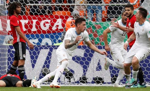 Uruguay gana sobre la hora