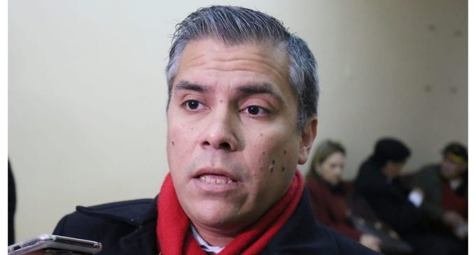 La denuncia contra Petta vino en un “momento inoportuno”, dice apoderado de la ANR