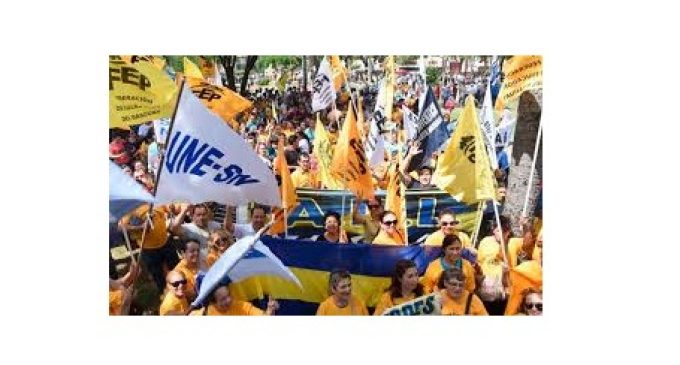 Sindicatos docentes se pliegan a movilización contra Ley de Pensiones del IPS