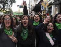 Diputados aprueban aborto legal en Argentina