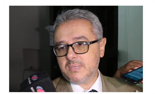 Abogado cuestiona a exministro de Corte: “No existe grado de violación de la Carta Magna, o se viola o no”