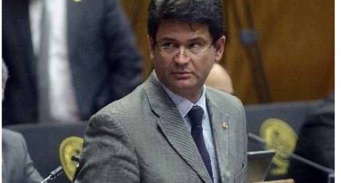 De momento, impulsores de pedido de pérdida de investidura de Ibáñez mantendrán solicitud