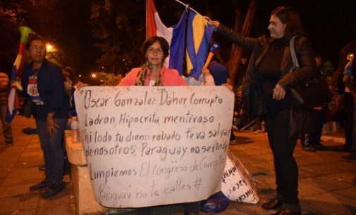 Madre de Tobías Vargas repudió exigencia de González Daher: “Le truncaron la carrera a mi hijo”