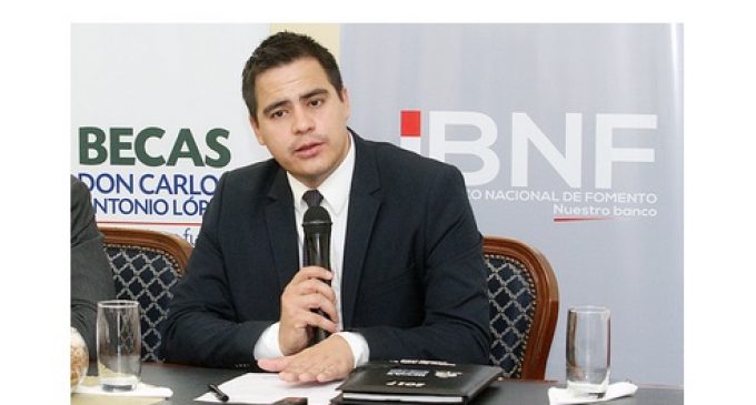 Coordinación de BECAL garantiza que programa de postgrados podrá continuar