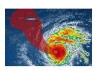 El huracán Lane desata inundaciones y deslaves mientras se acerca a Hawai
