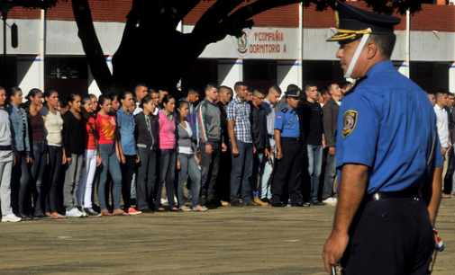 Cadetes de Policía con meningitis