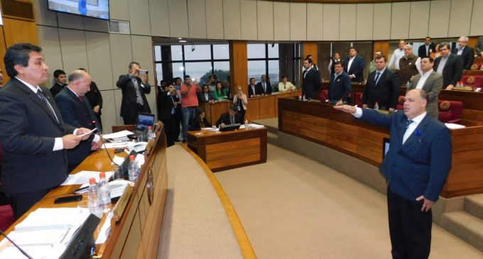 Ljubetic repudia juramento de liberal suplente: “Es estúpido que el beneficiado sea el segundo partido más votado”