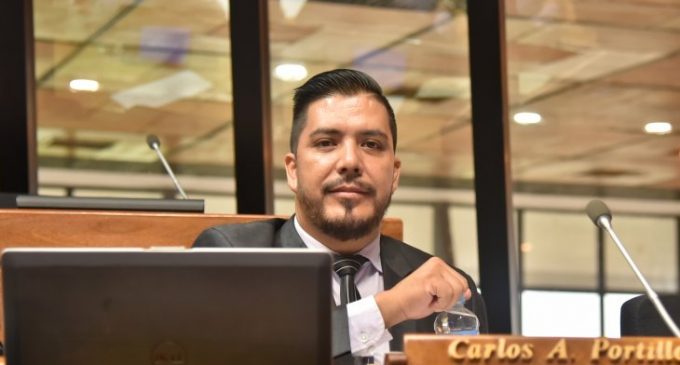 Presentaron pedido de pérdida de investidura de Carlos Portillo