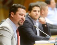 Diputado Quintana se entregará antes del lunes, asegura abogado