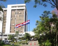Empresa adjudicada con recaudación de impuestos está ligada a firma “usurera”, denuncian