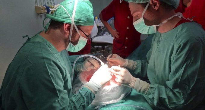 Médicos celebran aprobación de Ley Anita en Congreso