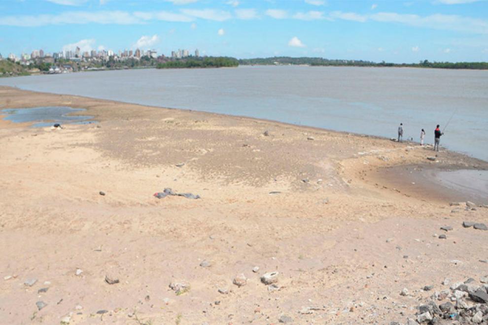 Preocupa bajo nivel del río Paraná para navegabilidad