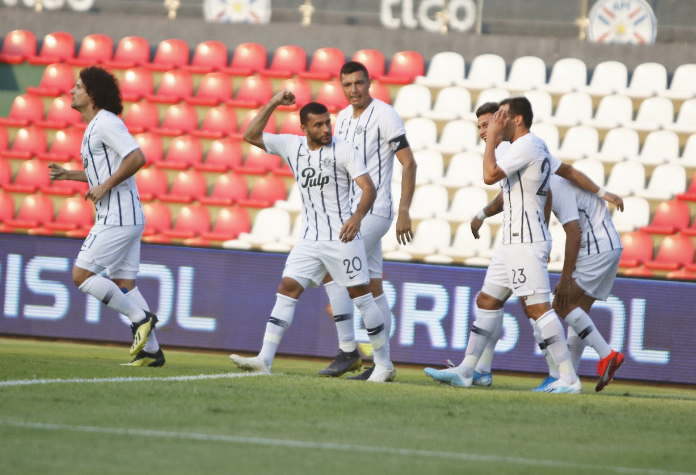 Tres juegos dan continuidad hoy a la Fecha 19 del Clausura