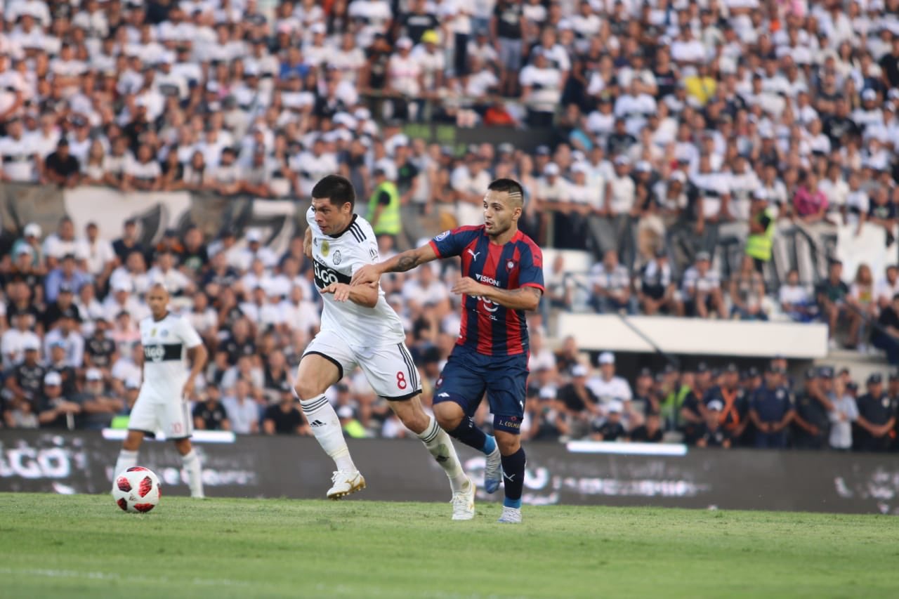 Olimpia y Cerro Porteño igualaron en vibrante superclásico