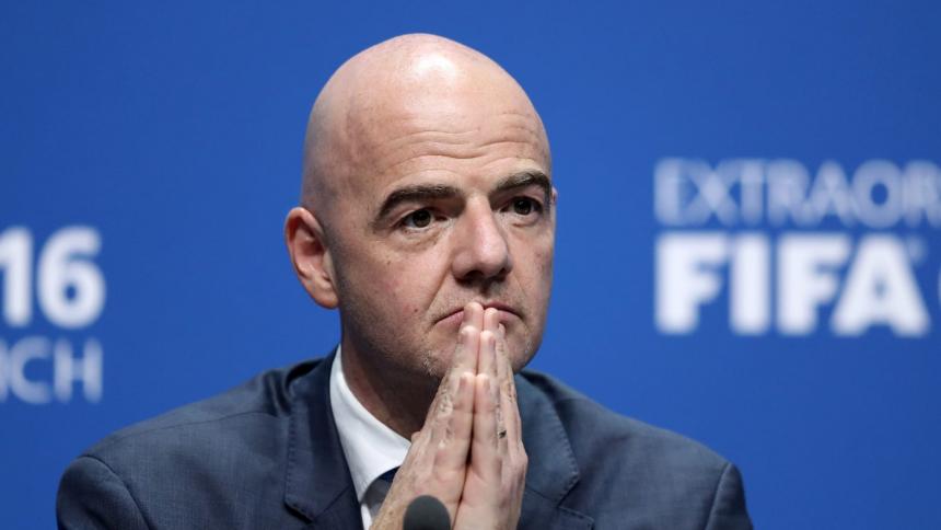 Infantino: “El fútbol será menos arrogante y más acogedor tras la pandemia”