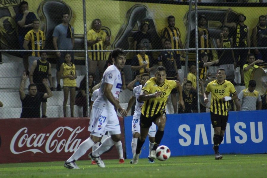 Guarani va ante Nacional buscando no perder terreno en lucha por el título