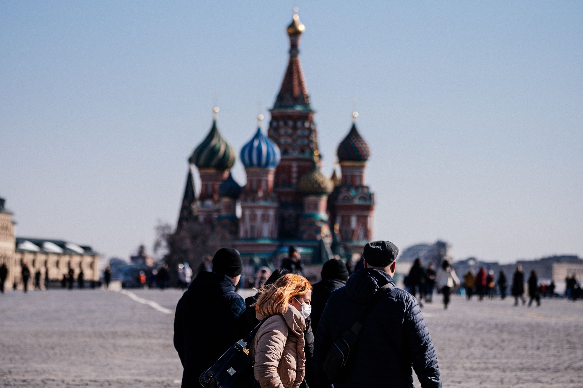 Rusia marca récord de casos de coronavirus por cuarto día consecutivo