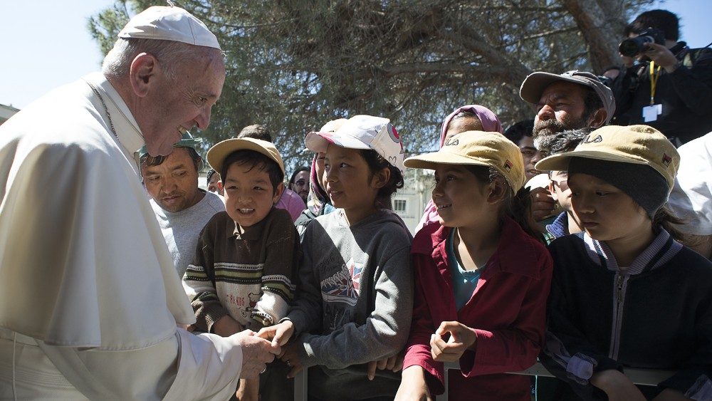 Chipre: Papa Francisco denuncia indiferencia de occidente a migrantes