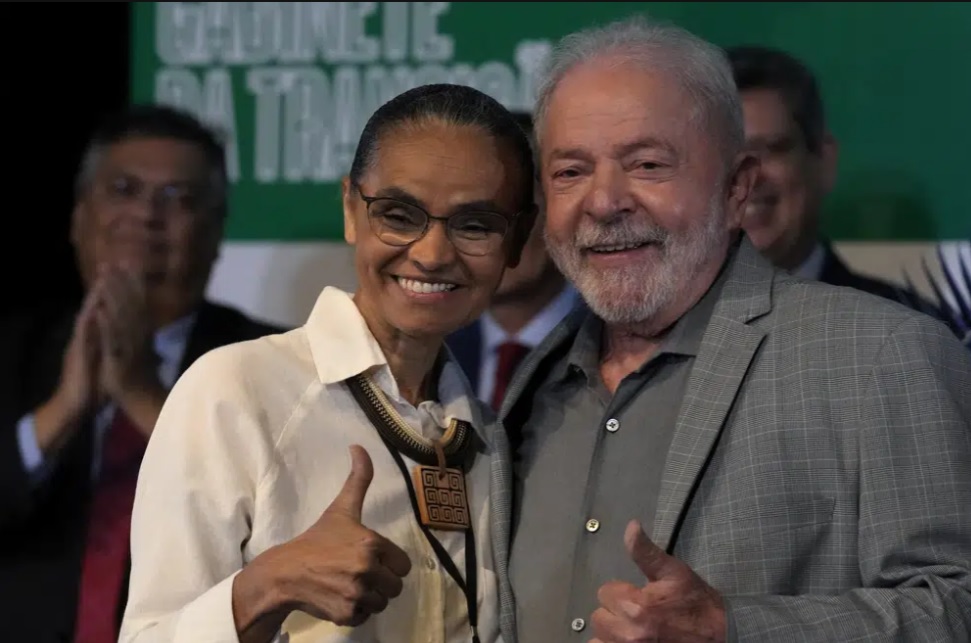 Lula designa a defensora de Amazonía como ministra ambiental