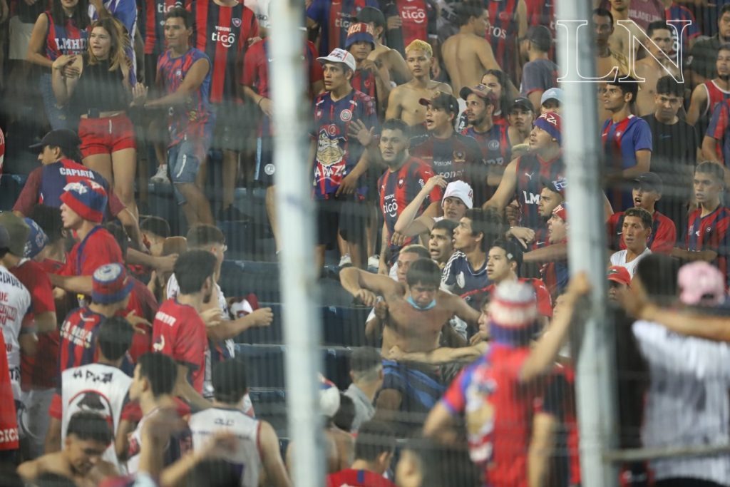 “Hay delincuentes disfrazados de hinchas” entre los barras bravas, afirma dirigente de Cerro Porteño