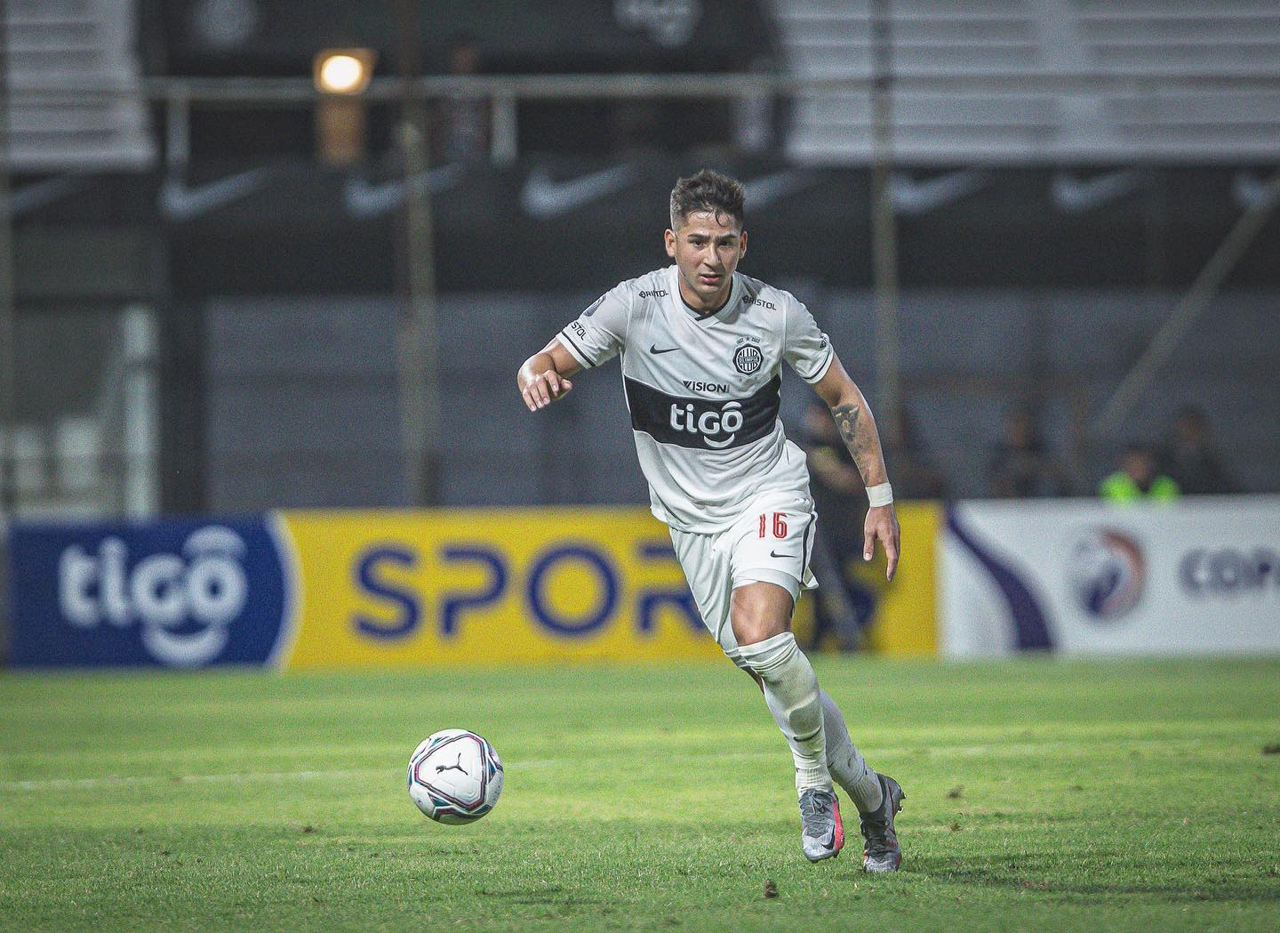 Regis Marques “ve factible” la salida de Guillermo Paiva de Olimpia