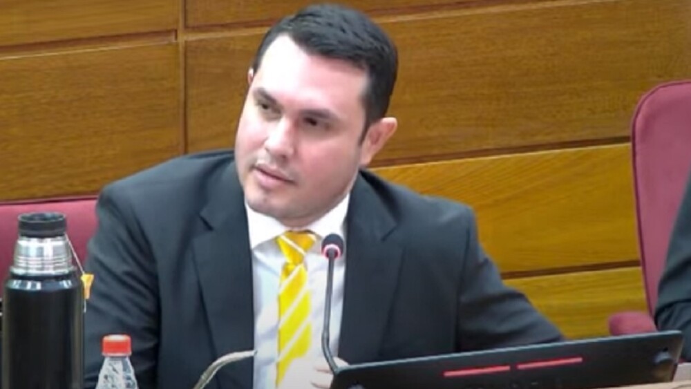 Solicitan destitución de Hernan Rivas como representante del Senado ante el JEM