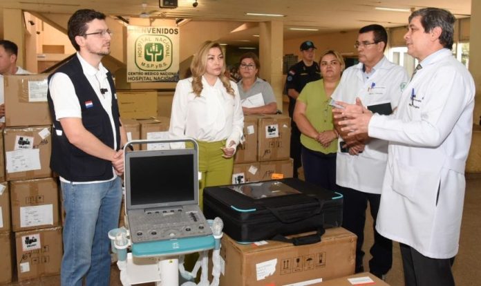 Hospital Nacional de Itauguá recibe 41 monitores y un ecógrafo portátil